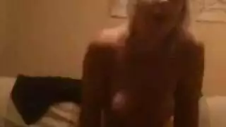 يوروولد شقراء مارس الجنس من قبل أخيها خطوة.