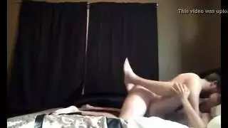 امرأة سمراء الهواة الساخنة مع مهبل حلق تماما صنع أشرطة الفيديو الإباحية لأول مرة