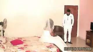 عروسة افريقية تتناك من عريسها يوم الزفاف
